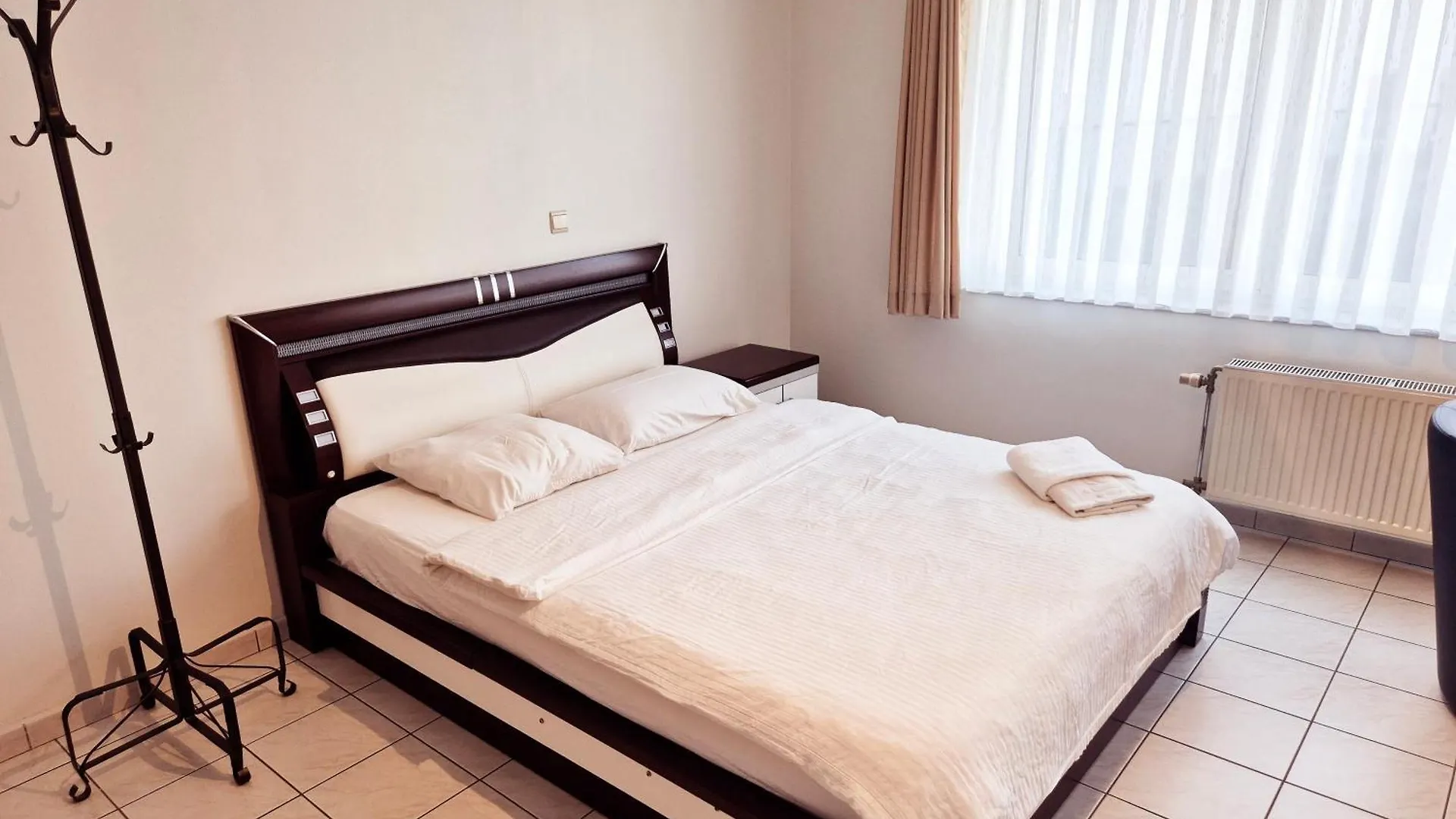 Flatpolis Brussels Airport Budget Diegem Apartment